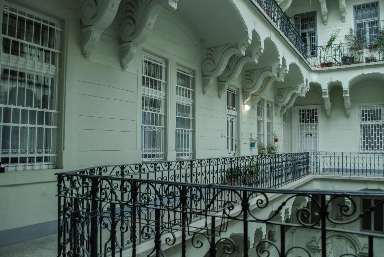 P432 Elitehost Podmaniczky Apartment บูดาเปสต์ ภายนอก รูปภาพ